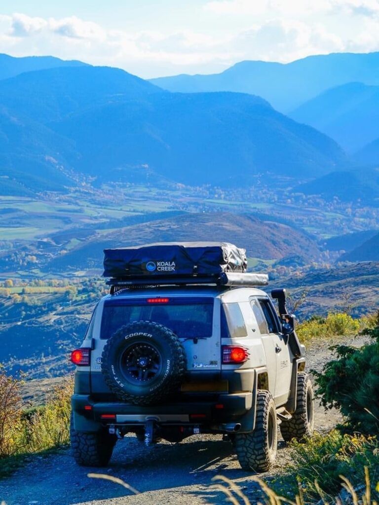 Koala Creek daktent op Toyota SUV